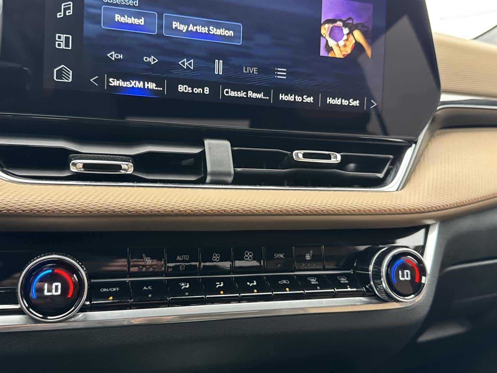 Thumbnail: 2025 Chevrolet Equinox - 18