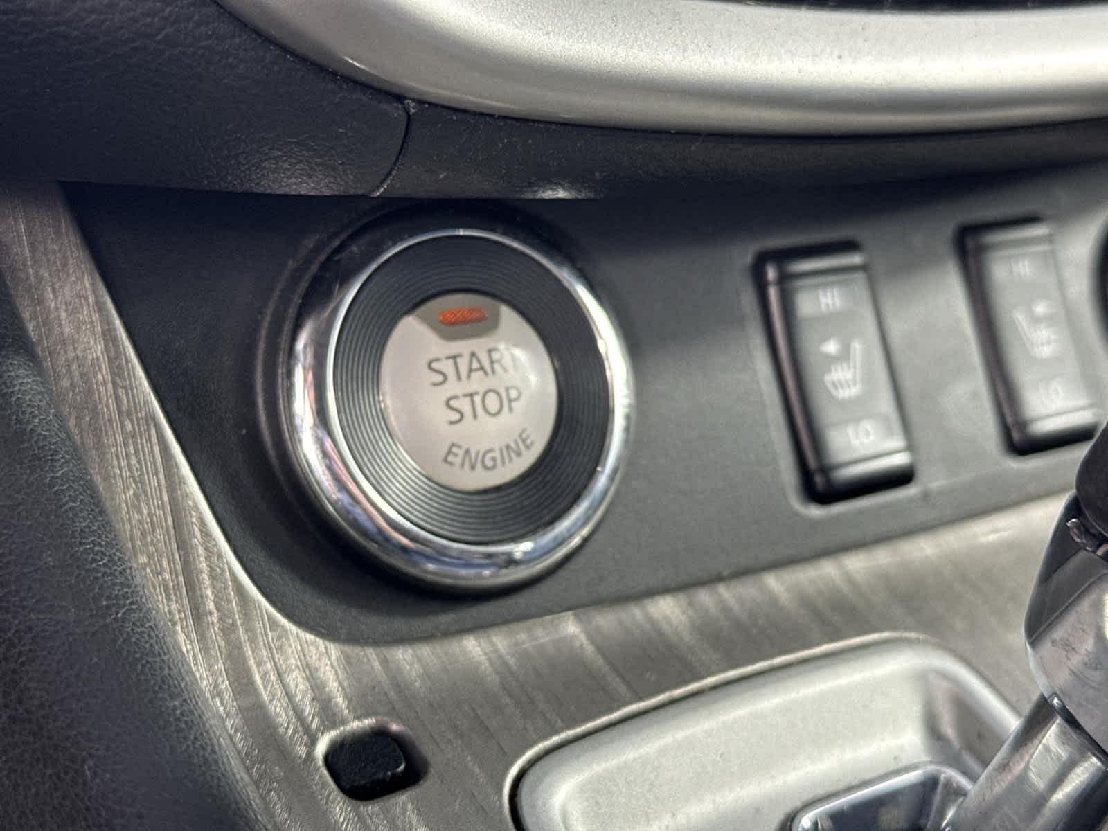 Thumbnail: 2015 Nissan Murano - 31