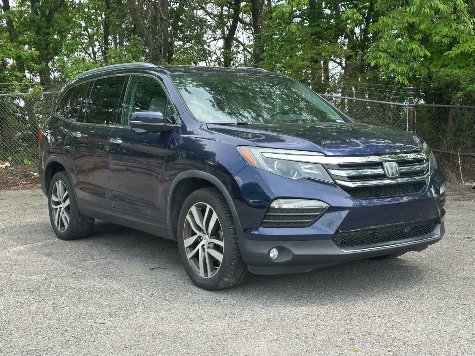 Thumbnail: 2018 Honda Pilot - 3