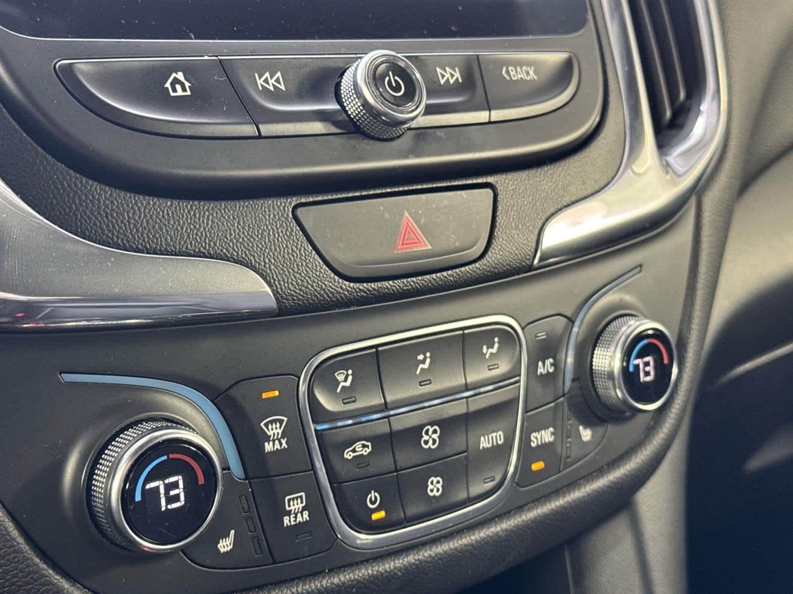 Thumbnail: 2019 Chevrolet Equinox - 18