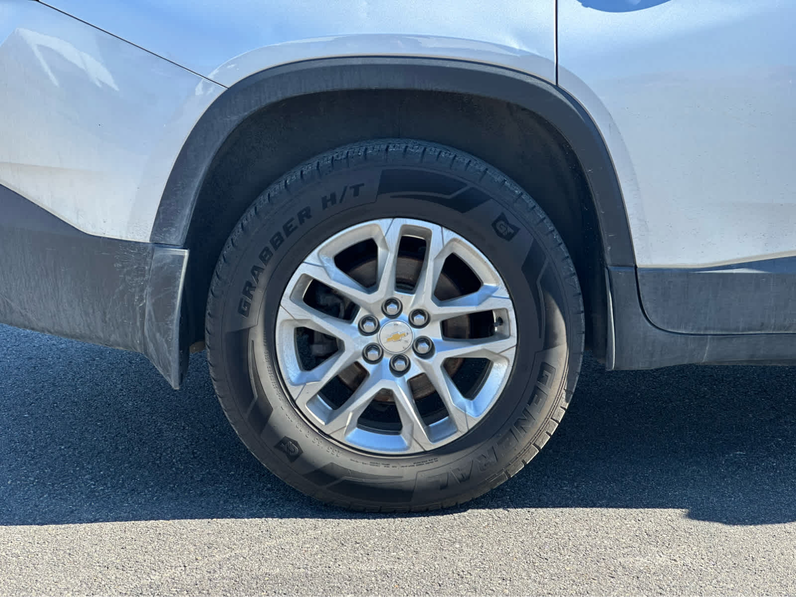 Thumbnail: 2019 Chevrolet Traverse - 22