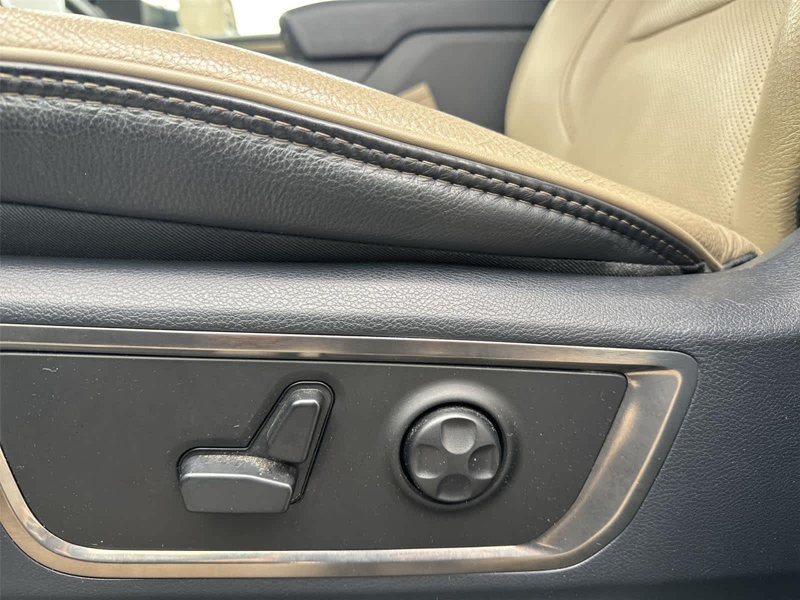 Thumbnail: 2019 RAM 1500 - 13