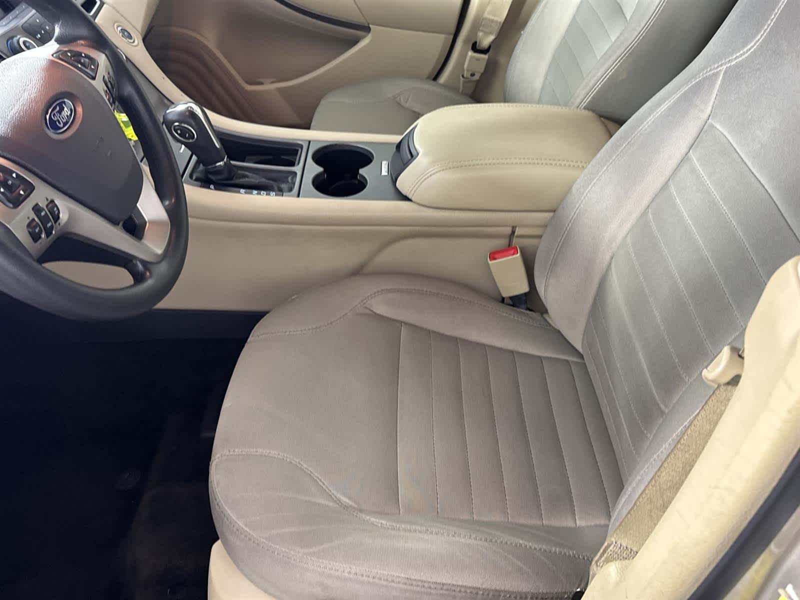 Thumbnail: 2017 Ford Taurus - 12