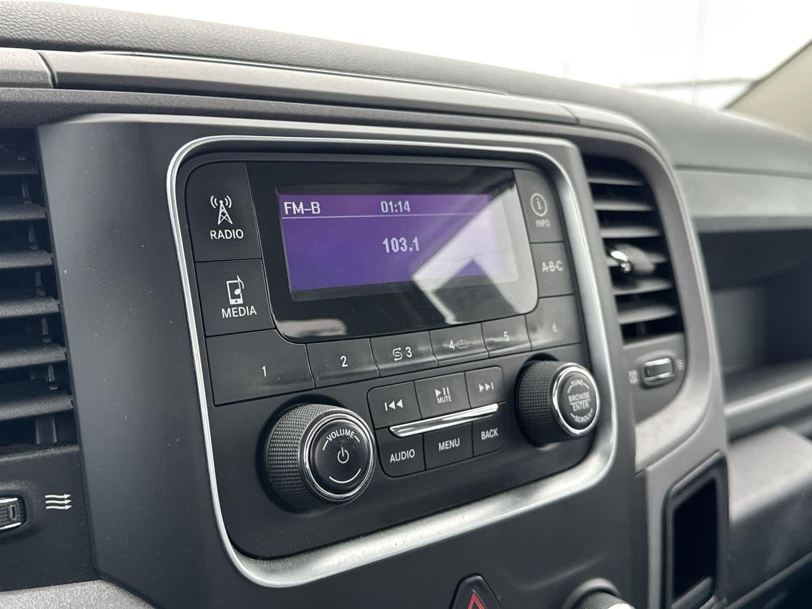 Thumbnail: 2014 RAM 1500 - 14