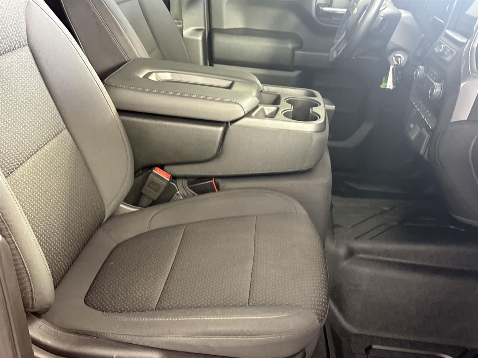 Thumbnail: 2020 Chevrolet Silverado 1500 - 16