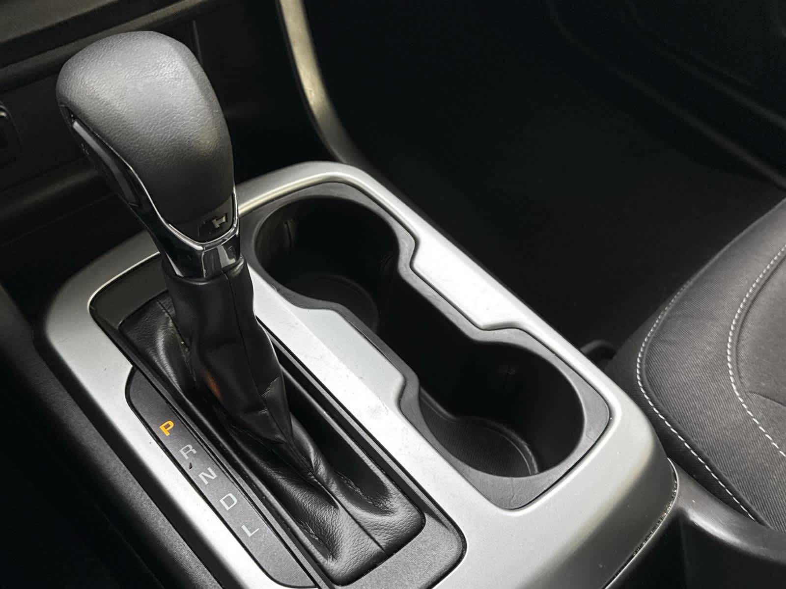 Thumbnail: 2022 Chevrolet Colorado - 20