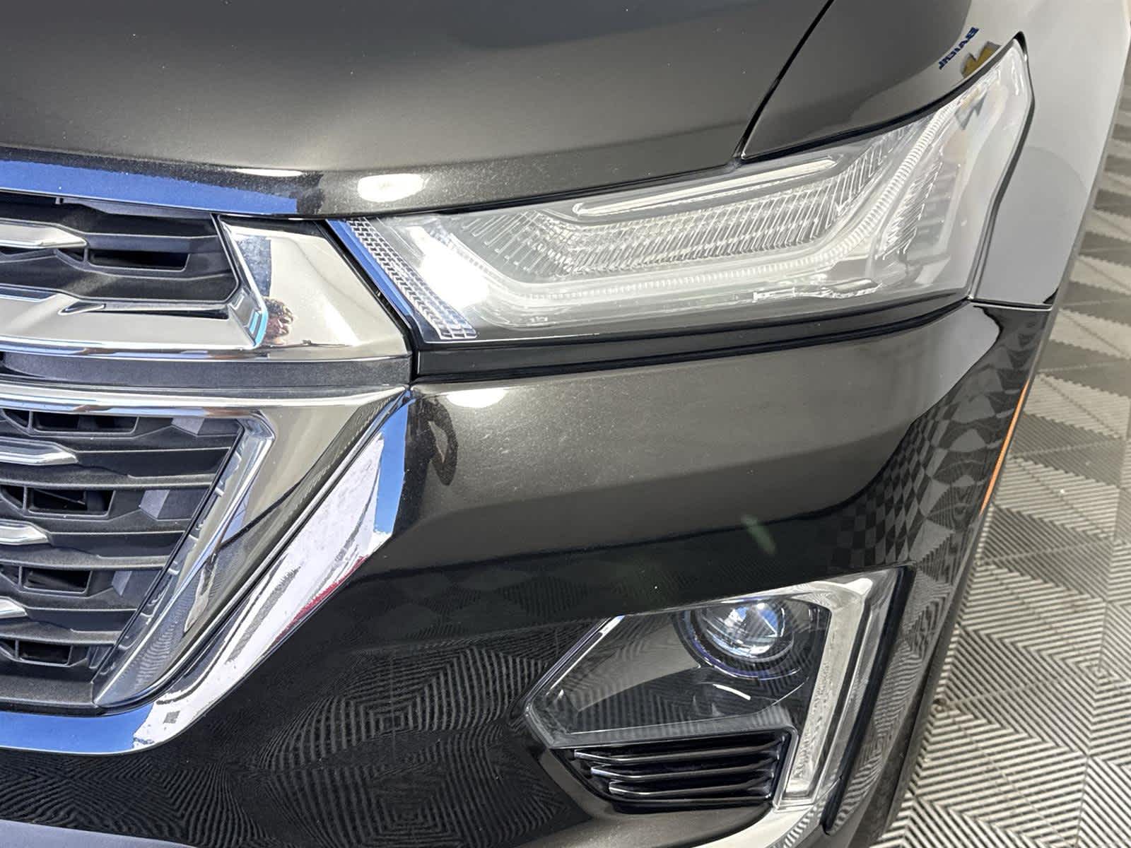 Thumbnail: 2023 Chevrolet Traverse - 9