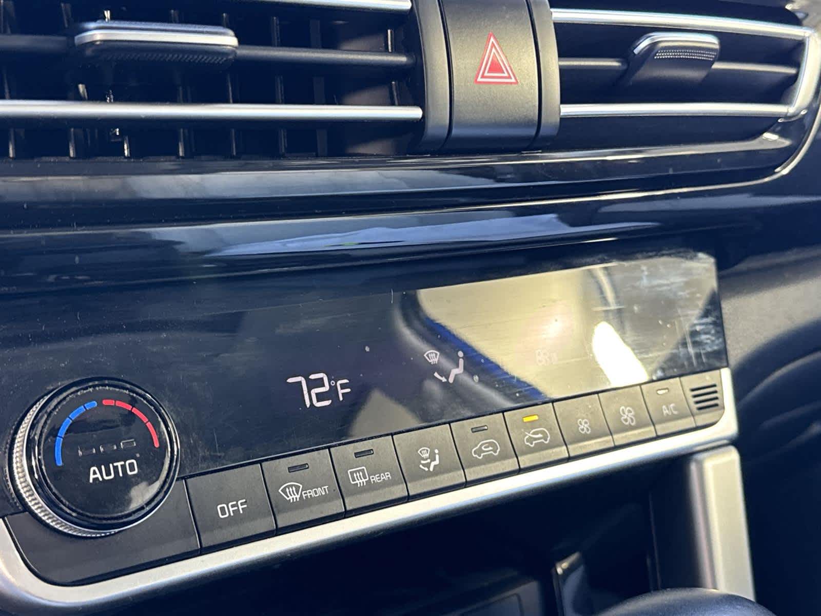 Thumbnail: 2022 Kia Seltos - 20