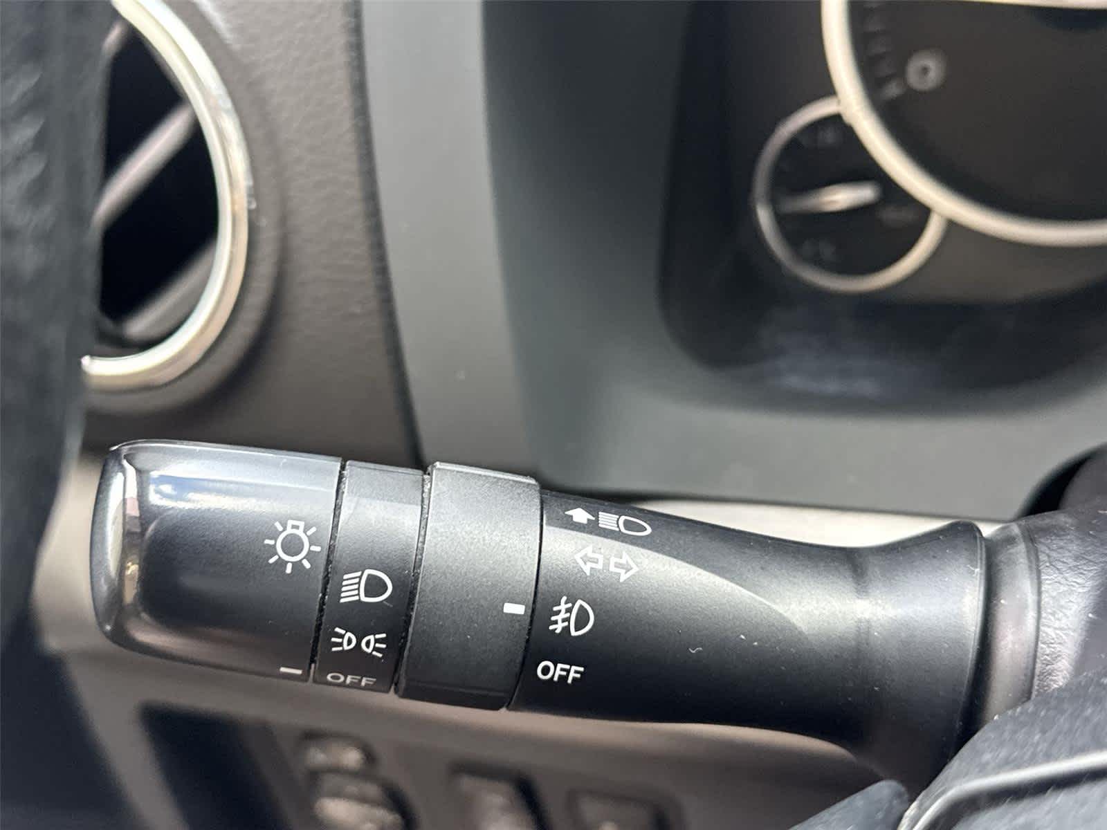 Thumbnail: 2017 Toyota Tundra - 25