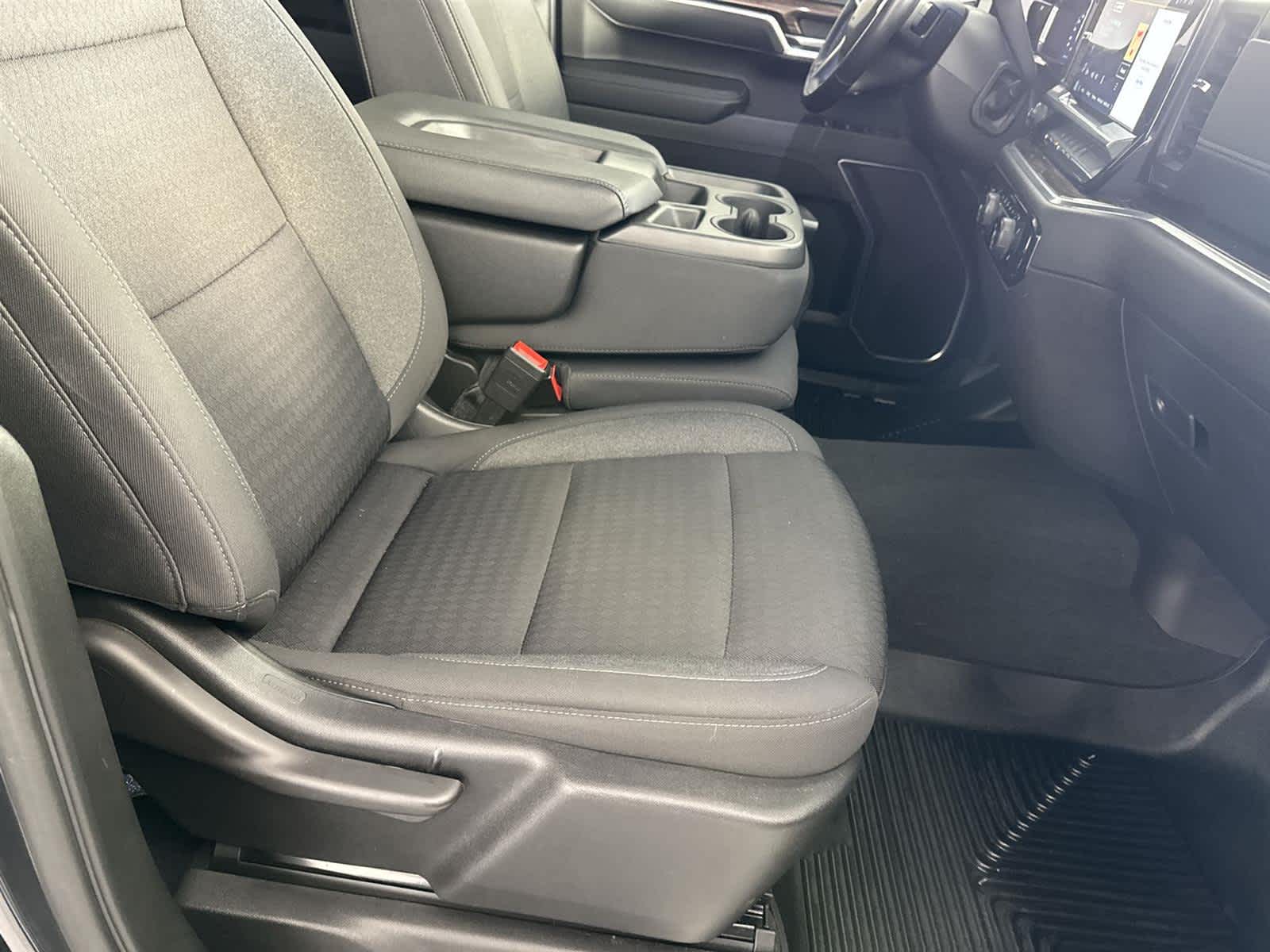 Thumbnail: 2022 Chevrolet Silverado 1500 - 15