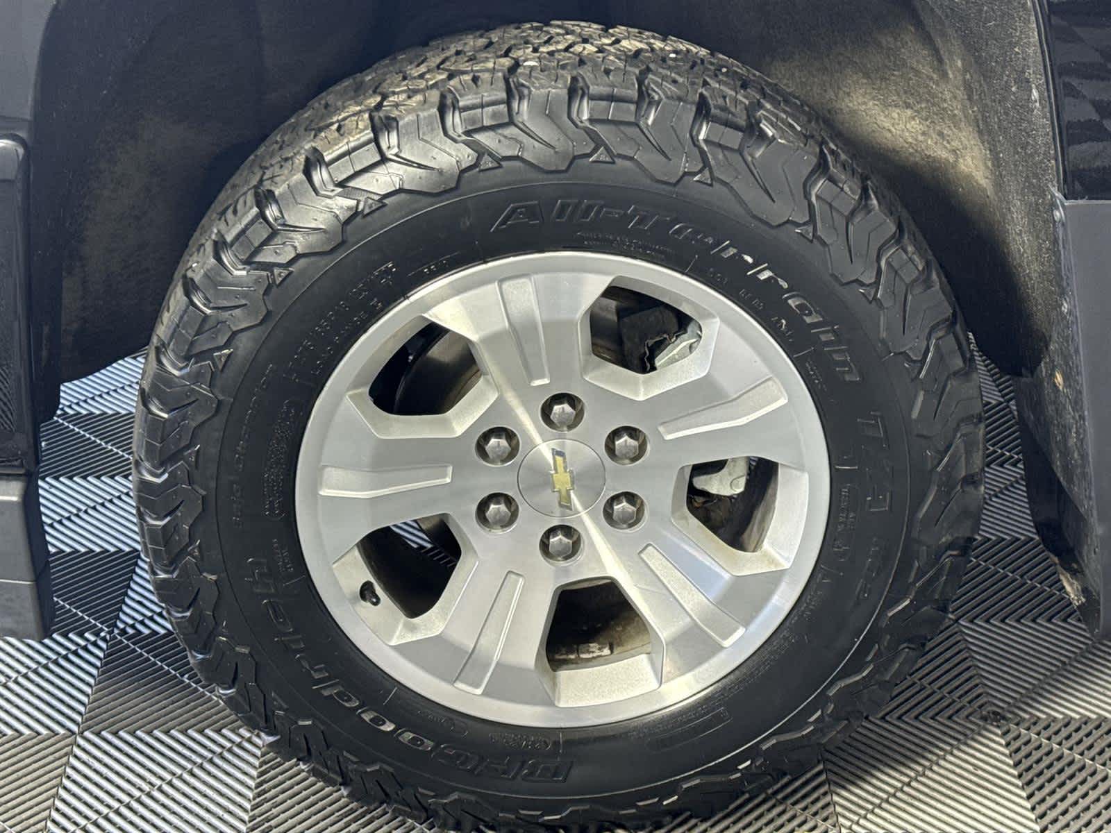 Thumbnail: 2017 Chevrolet Silverado 1500 - 12