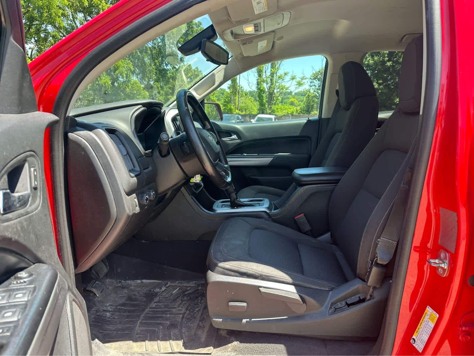Thumbnail: 2020 Chevrolet Colorado - 9