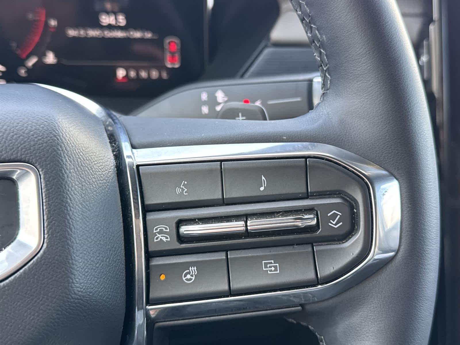 Thumbnail: 2024 GMC Acadia - 26