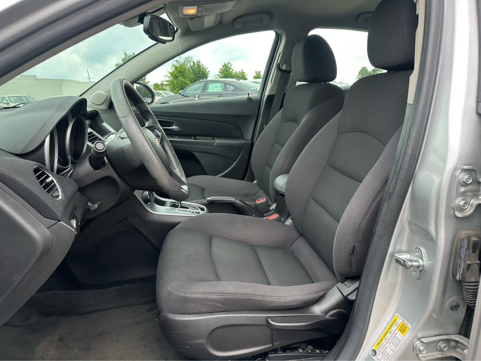 Thumbnail: 2015 Chevrolet Cruze - 10