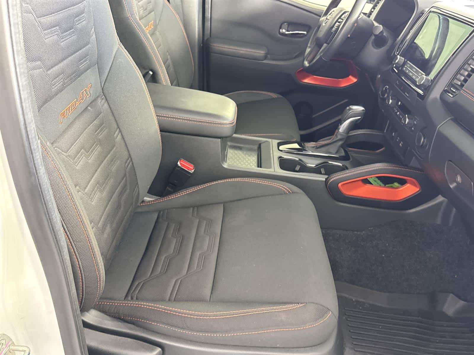 Thumbnail: 2024 Nissan Frontier - 16