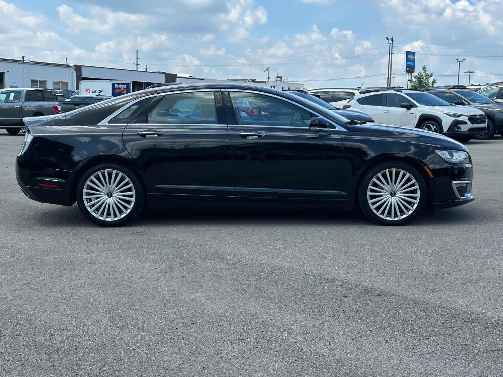 Thumbnail: 2017 Lincoln MKZ - 8