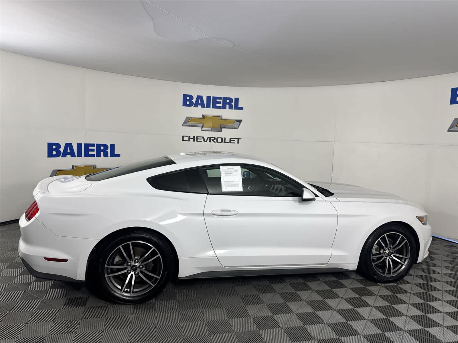 Thumbnail: 2017 Ford Mustang - 6