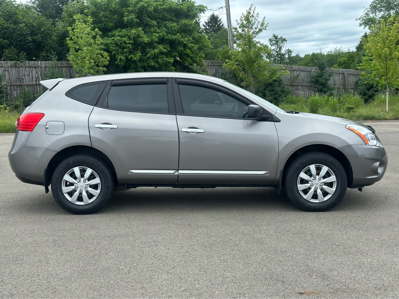 2013 Nissan Rogue S 8