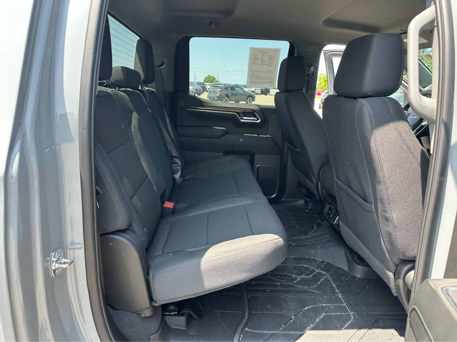 2025 Chevrolet Silverado 1500 RST 21