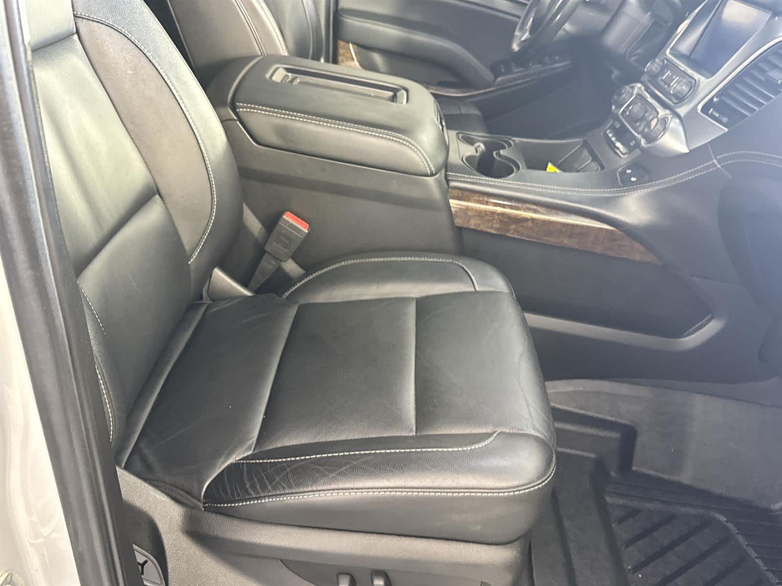 Thumbnail: 2019 Chevrolet Tahoe - 16