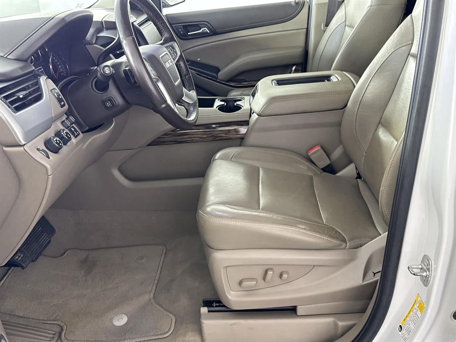 Thumbnail: 2019 GMC Yukon - 12