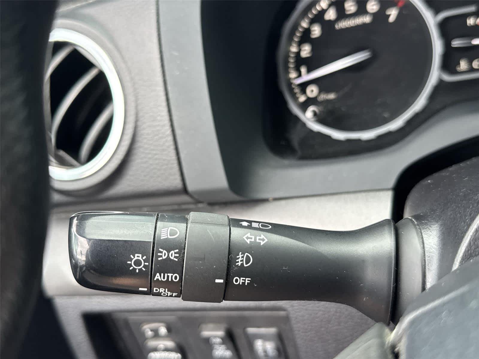 Thumbnail: 2019 Toyota Tundra - 26