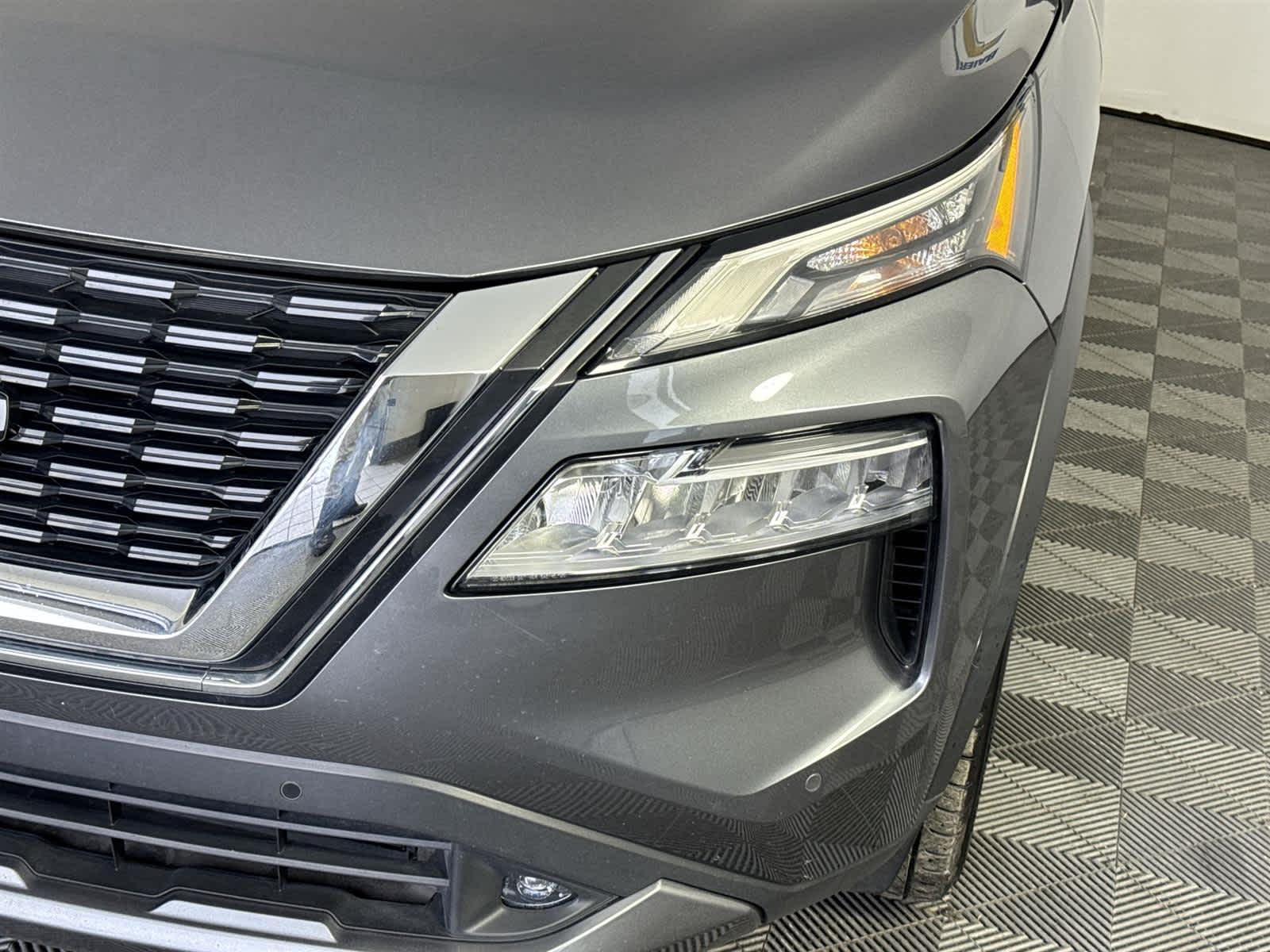 Thumbnail: 2022 Nissan Rogue - 9