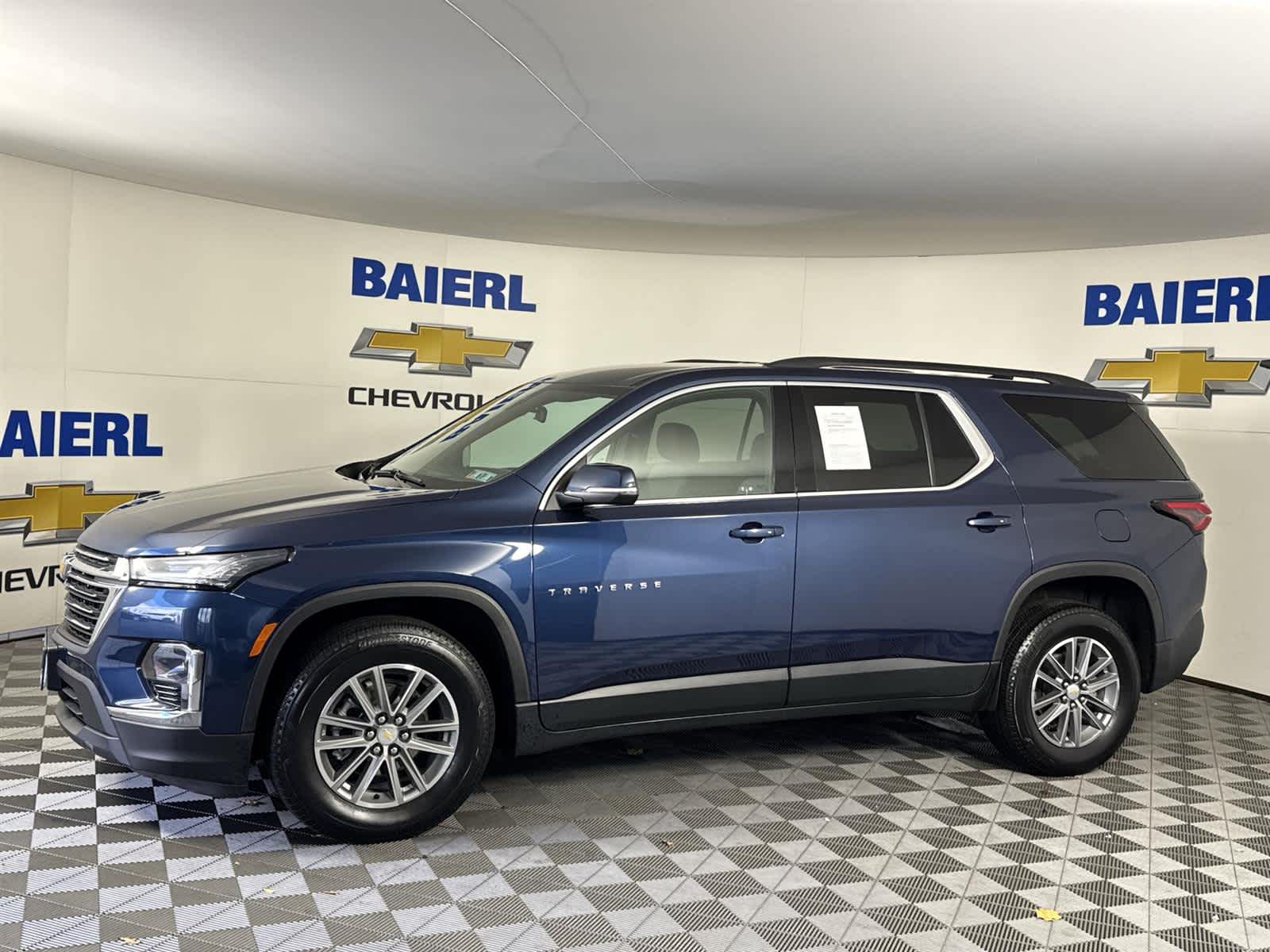 Thumbnail: 2023 Chevrolet Traverse - 2