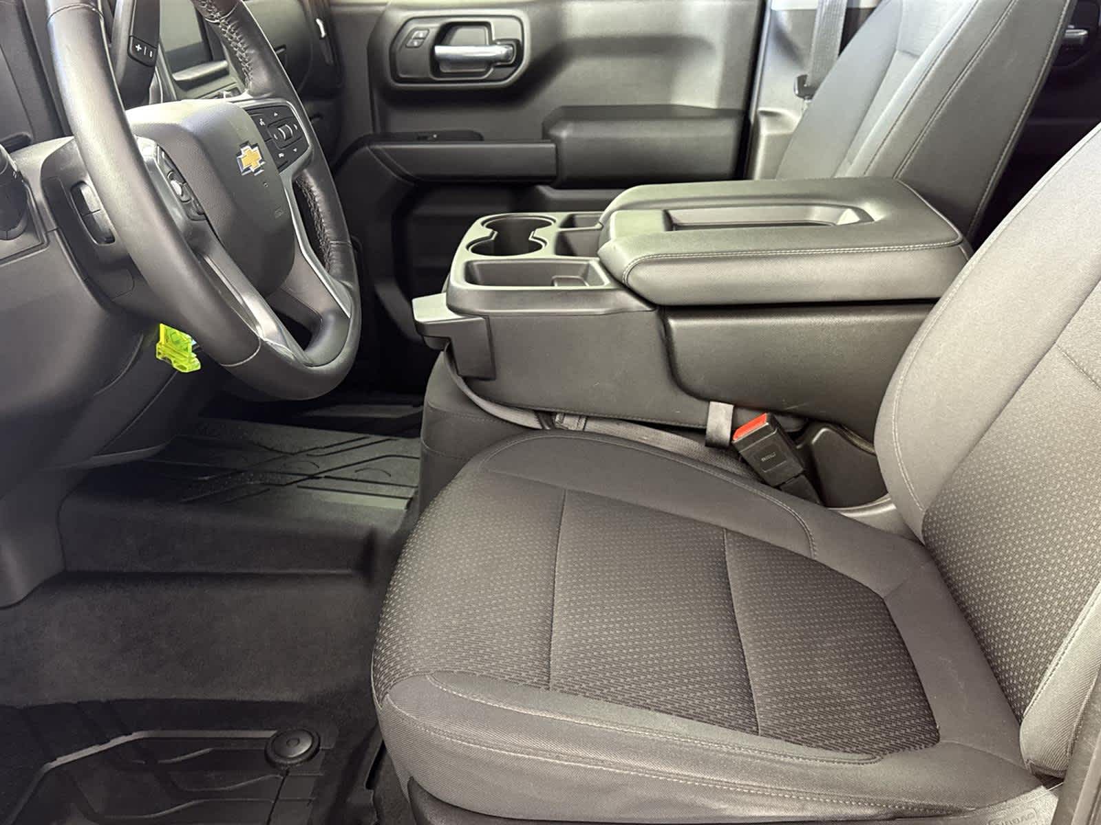 Thumbnail: 2020 Chevrolet Silverado 1500 - 12