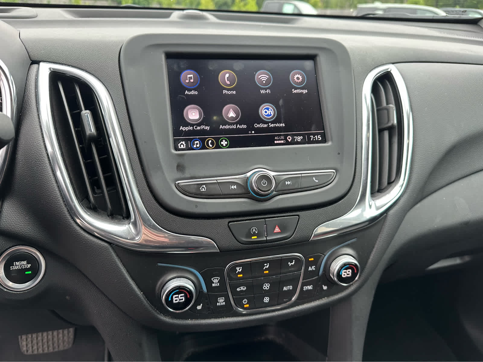 2022 Chevrolet Equinox LT 12