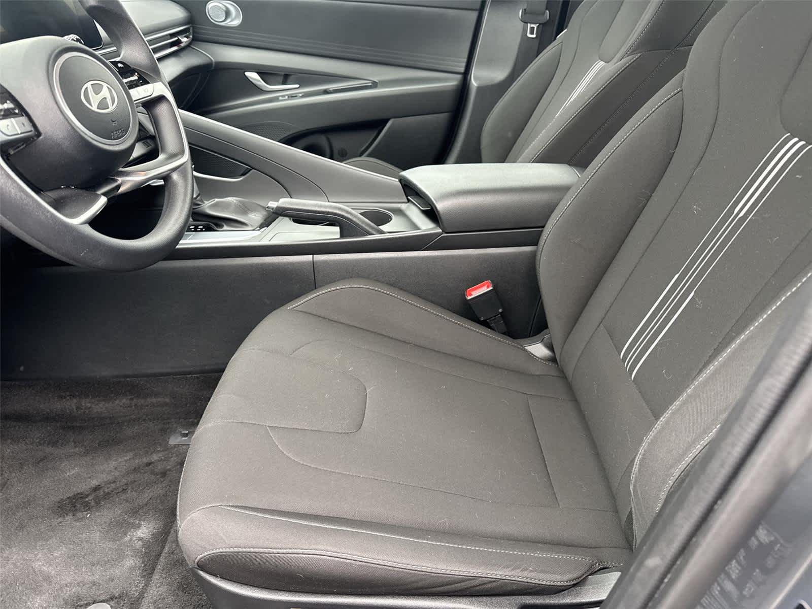 Thumbnail: 2024 Hyundai Elantra - 11