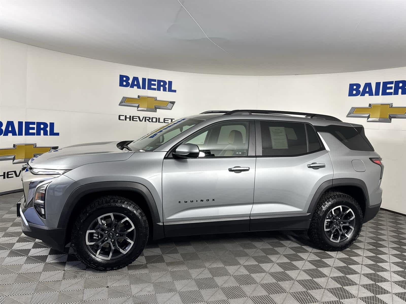 Thumbnail: 2025 Chevrolet Equinox - 2