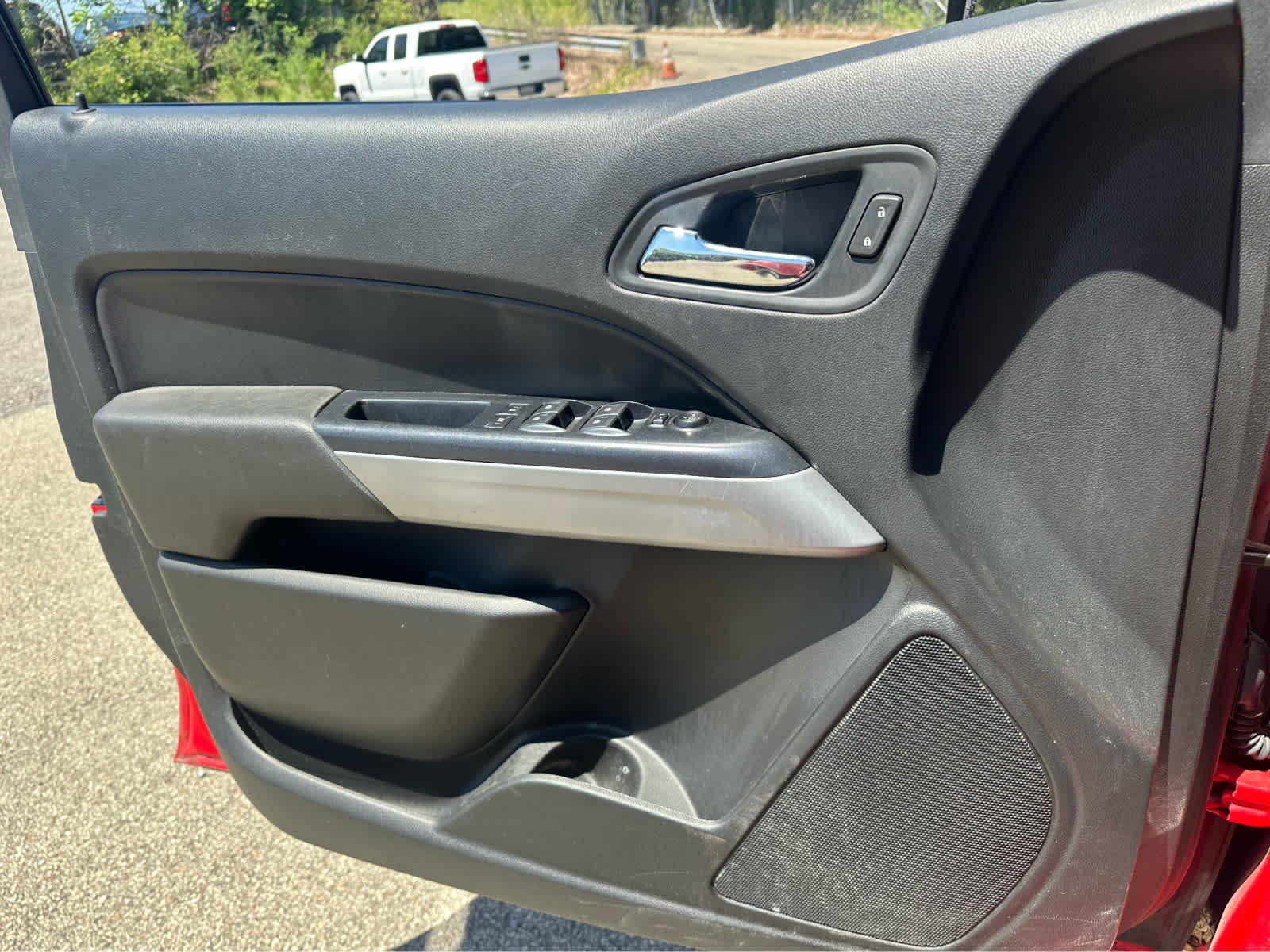 Thumbnail: 2020 Chevrolet Colorado - 17