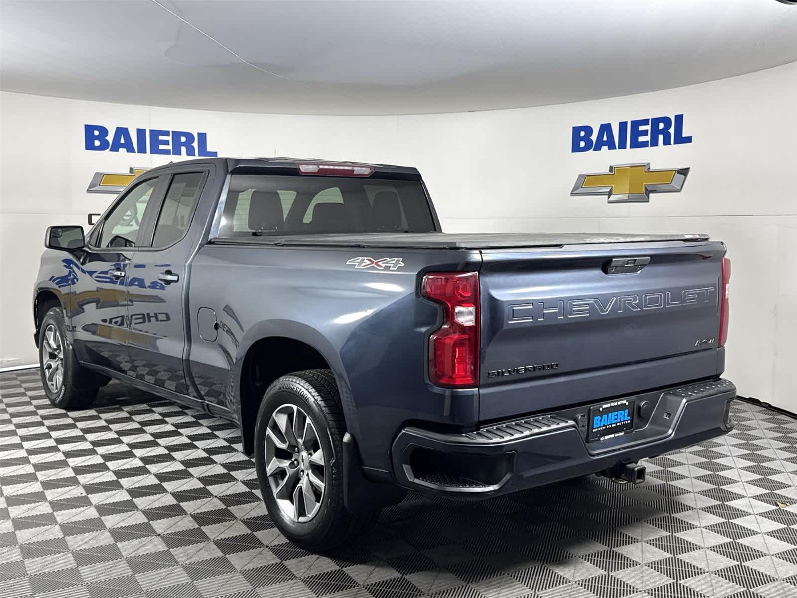 Thumbnail: 2020 Chevrolet Silverado 1500 - 3