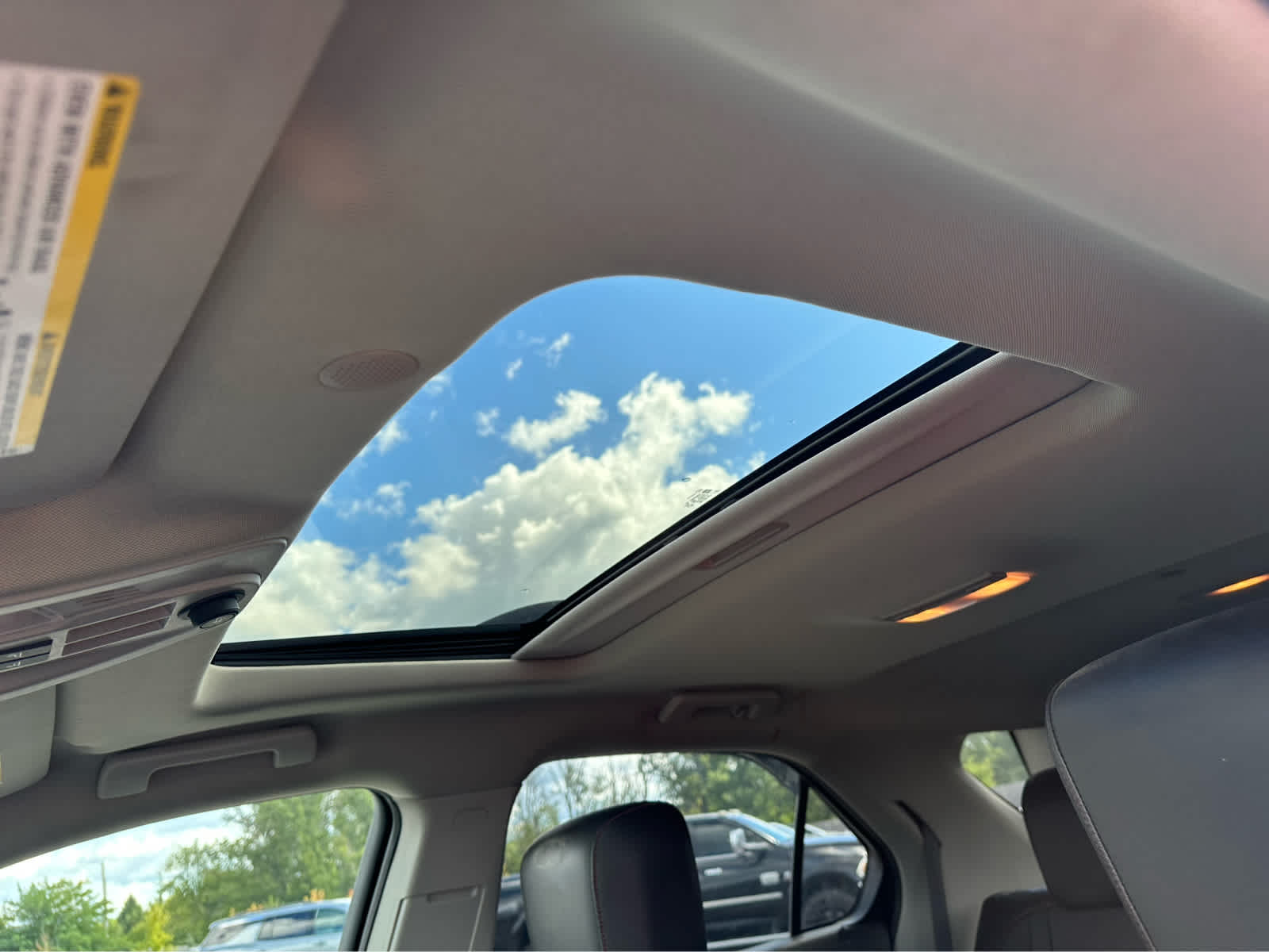 Thumbnail: 2015 Chevrolet Equinox - 11