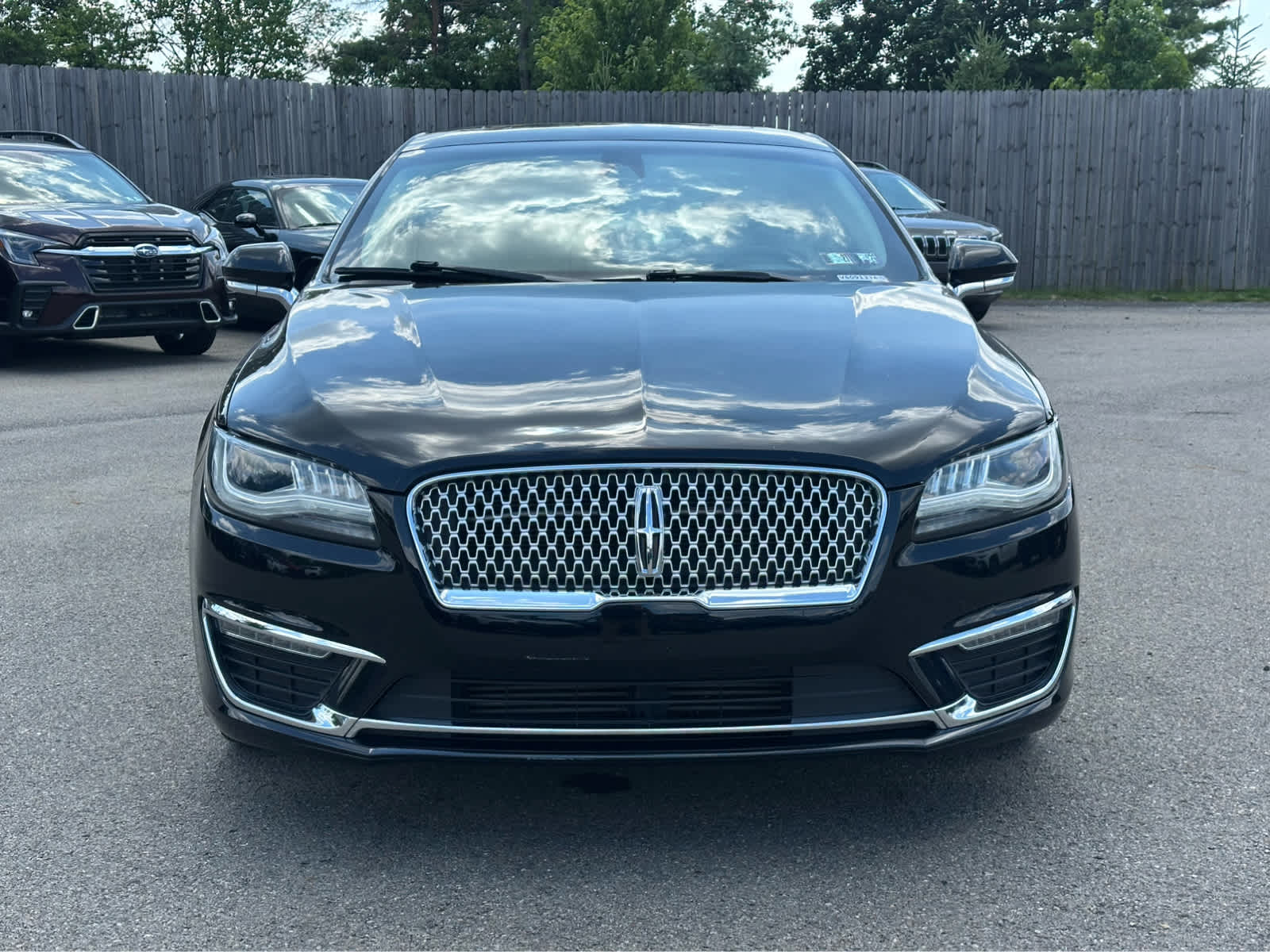 Thumbnail: 2017 Lincoln MKZ - 2