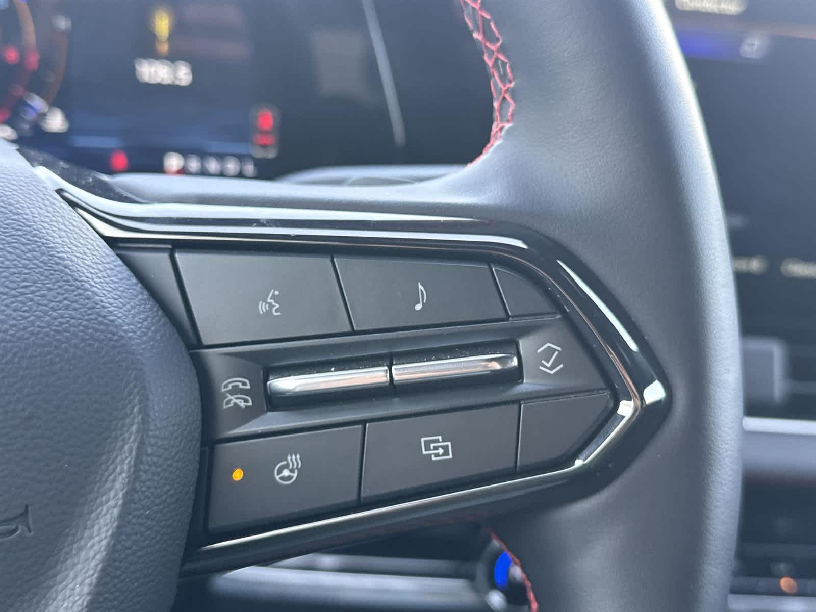 Thumbnail: 2025 Chevrolet Equinox - 25