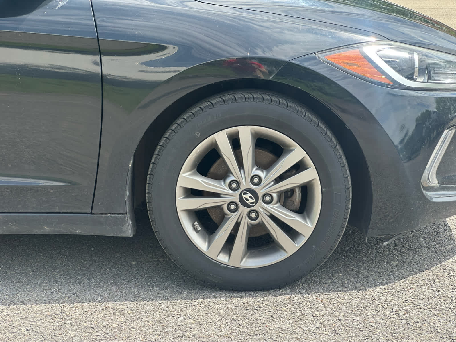 Thumbnail: 2017 Hyundai Elantra - 23