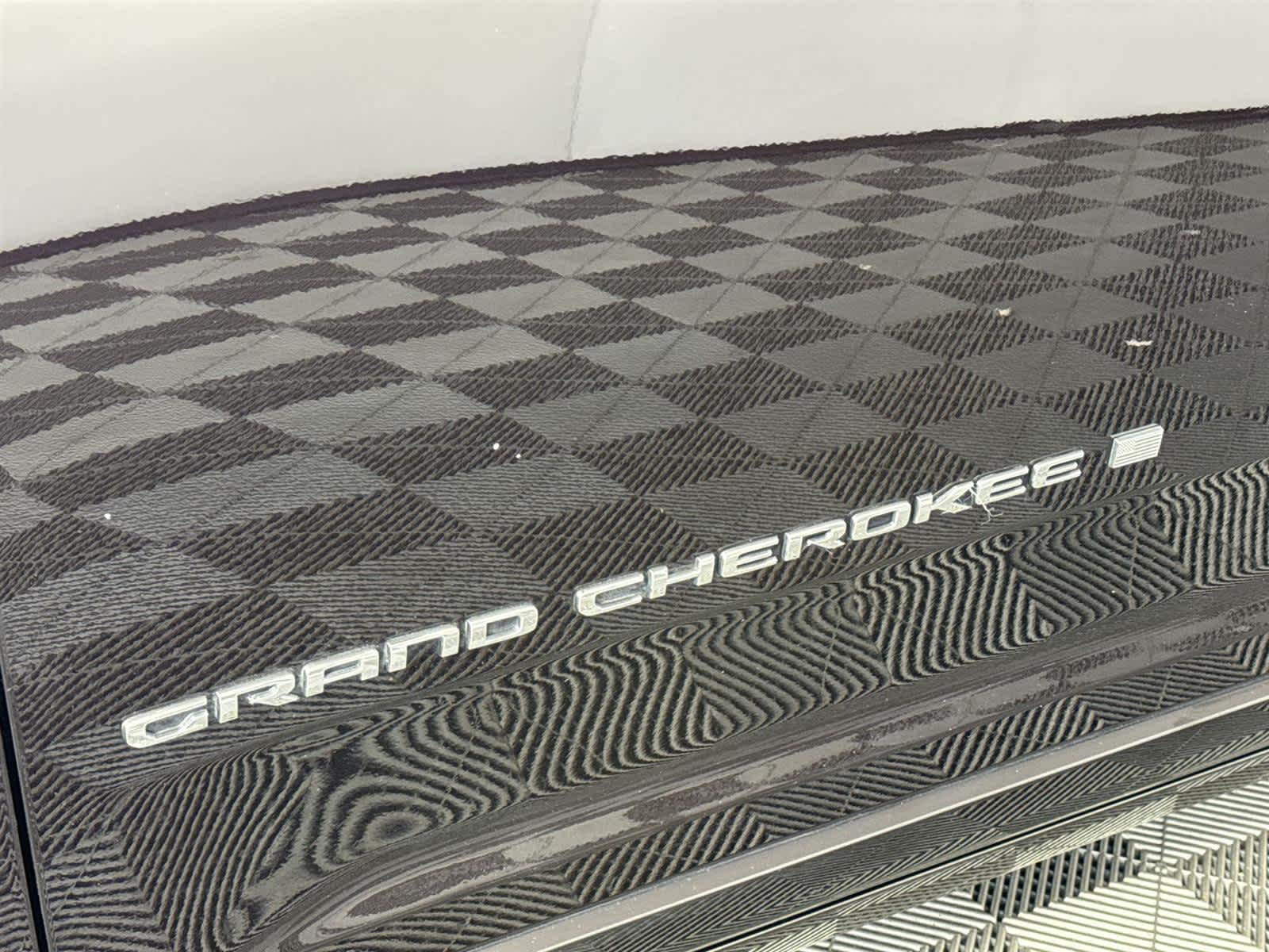 Thumbnail: 2022 Jeep Grand Cherokee - 10