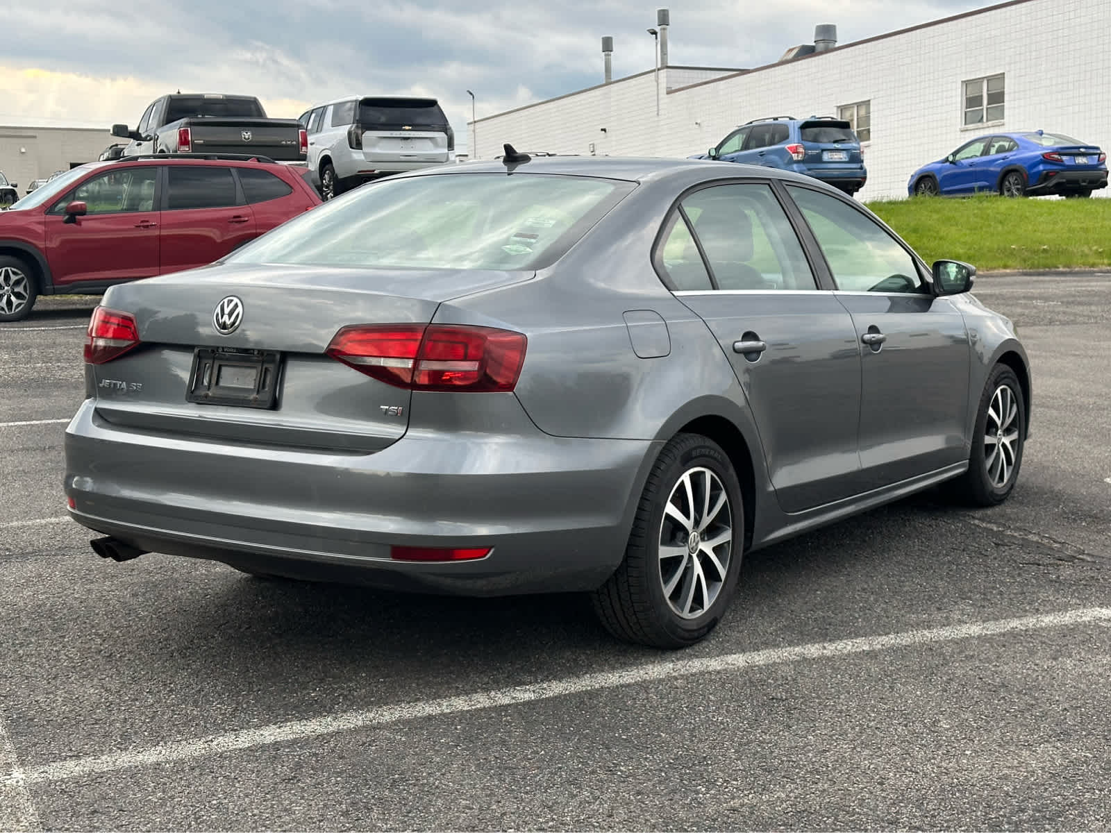 Thumbnail: 2017 Volkswagen Jetta - 7