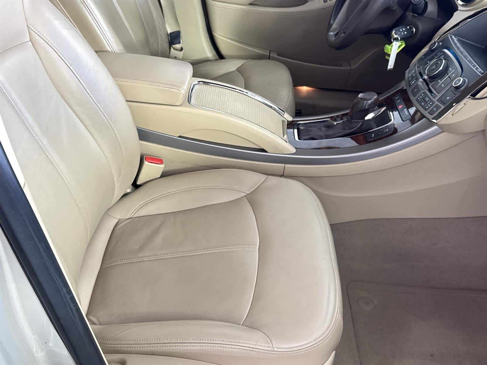 Thumbnail: 2012 Buick LaCrosse - 15