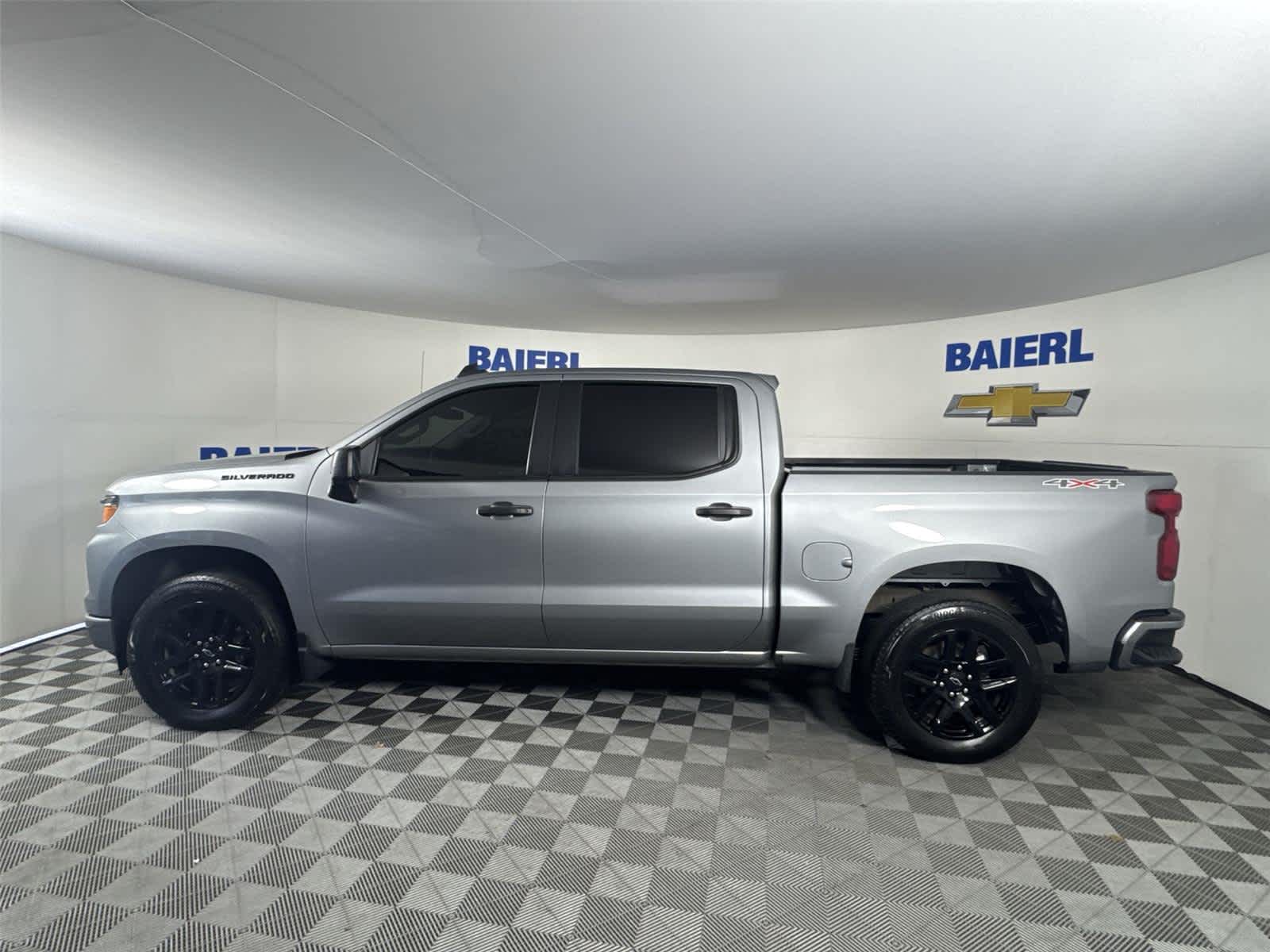 Thumbnail: 2023 Chevrolet Silverado 1500 - 2