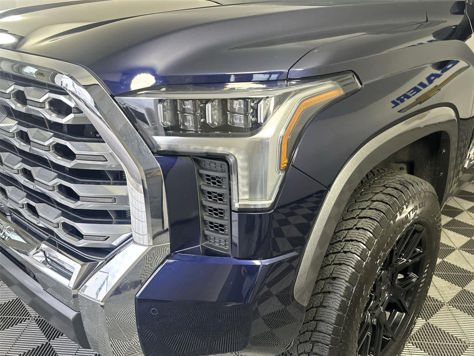 Thumbnail: 2025 Toyota Tundra - 9