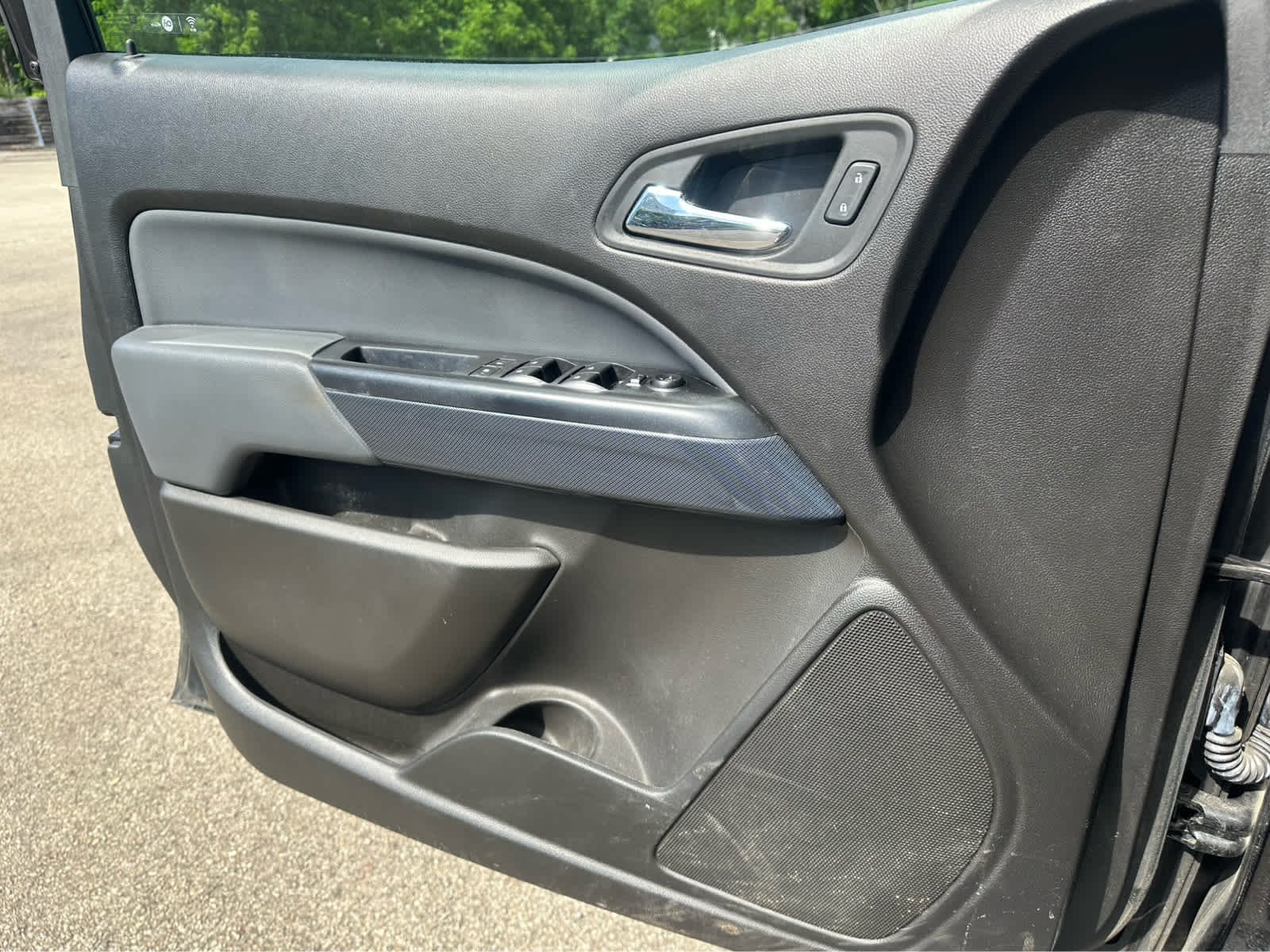 Thumbnail: 2016 Chevrolet Colorado - 19