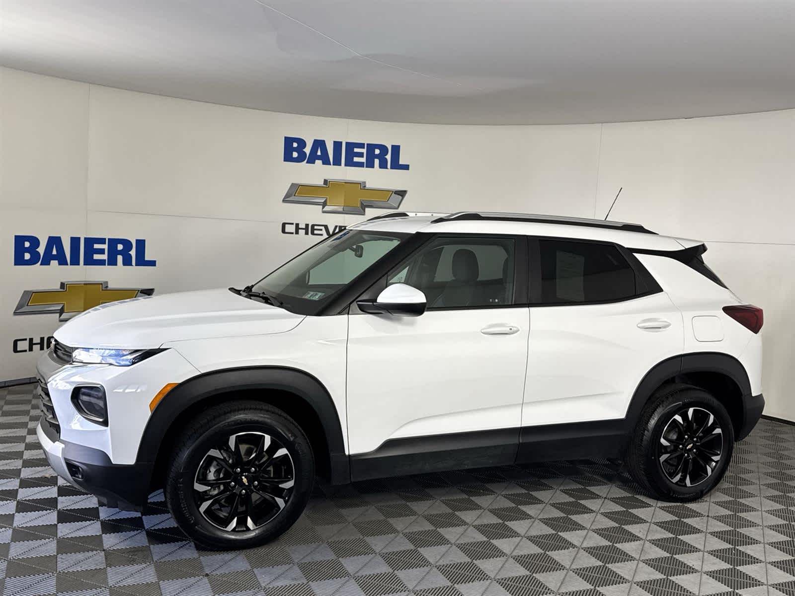 Thumbnail: 2023 Chevrolet TrailBlazer - 2