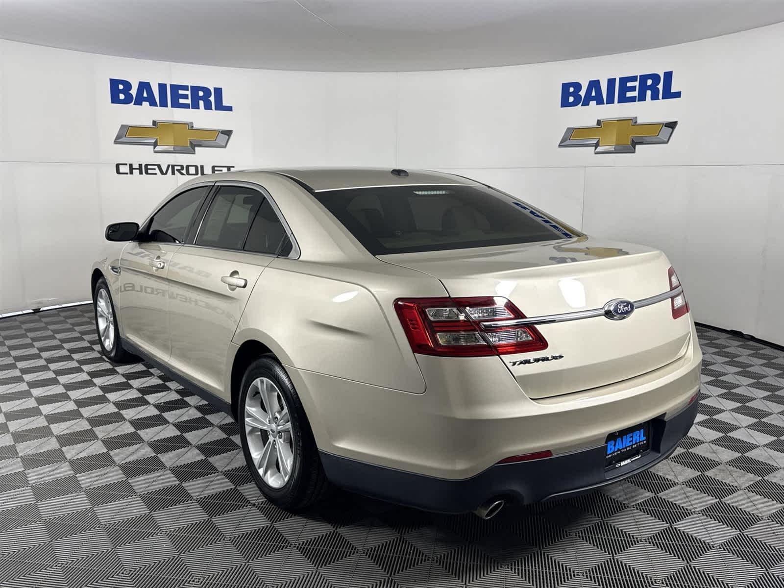 Thumbnail: 2017 Ford Taurus - 3