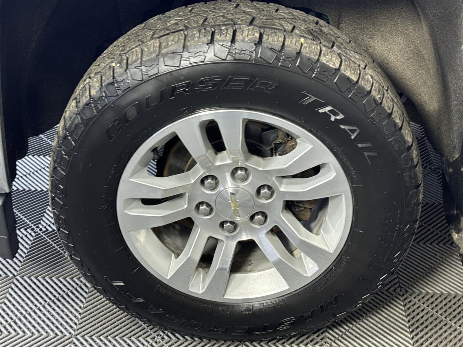 Thumbnail: 2019 Chevrolet Silverado 1500 - 11