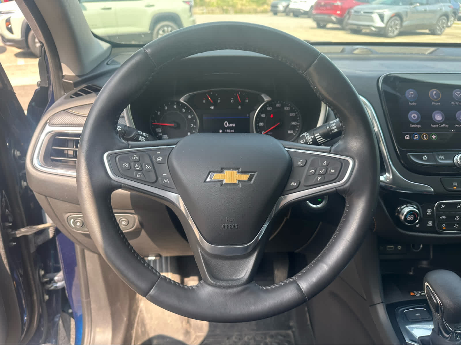 Thumbnail: 2022 Chevrolet Equinox - 11