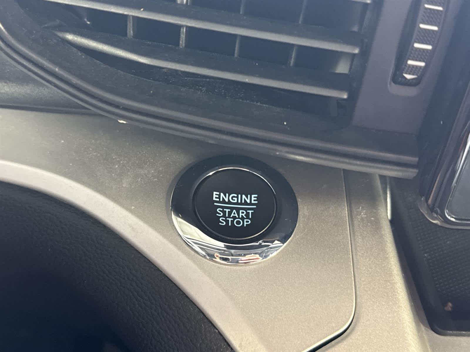 Thumbnail: 2022 Ford Explorer - 27