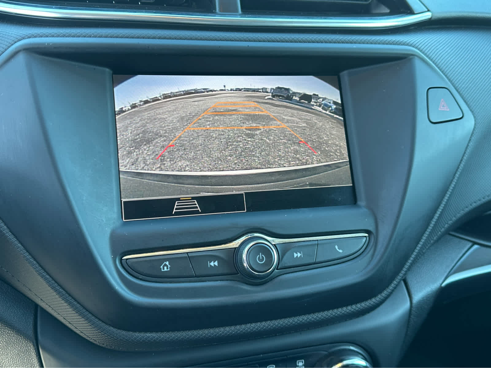 Thumbnail: 2023 Chevrolet TrailBlazer - 14